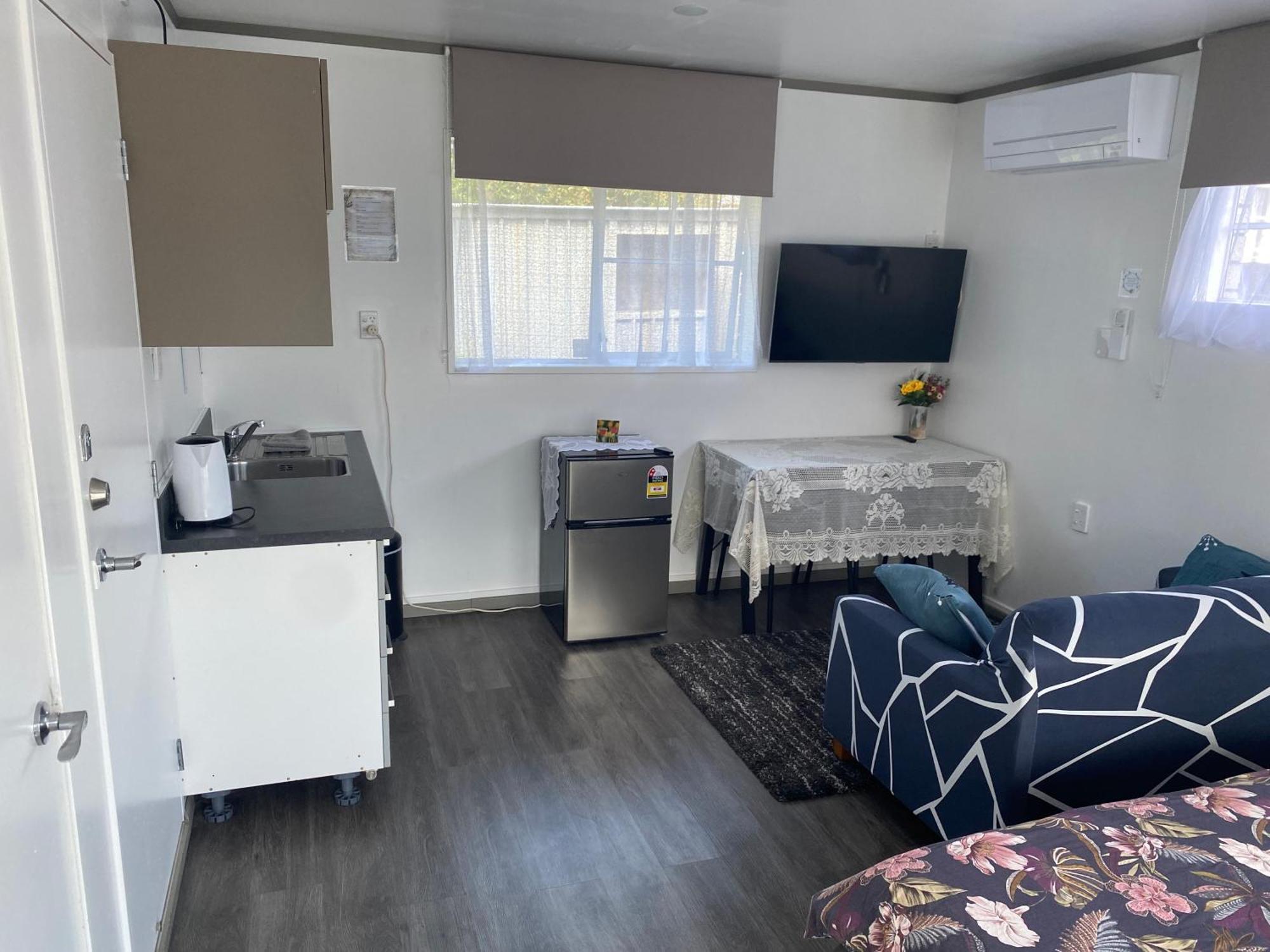 Self Contained En-Suite Private Bathroom, Private Entrance, Close To Shops & Hospital Homestay Hamilton Kültér fotó