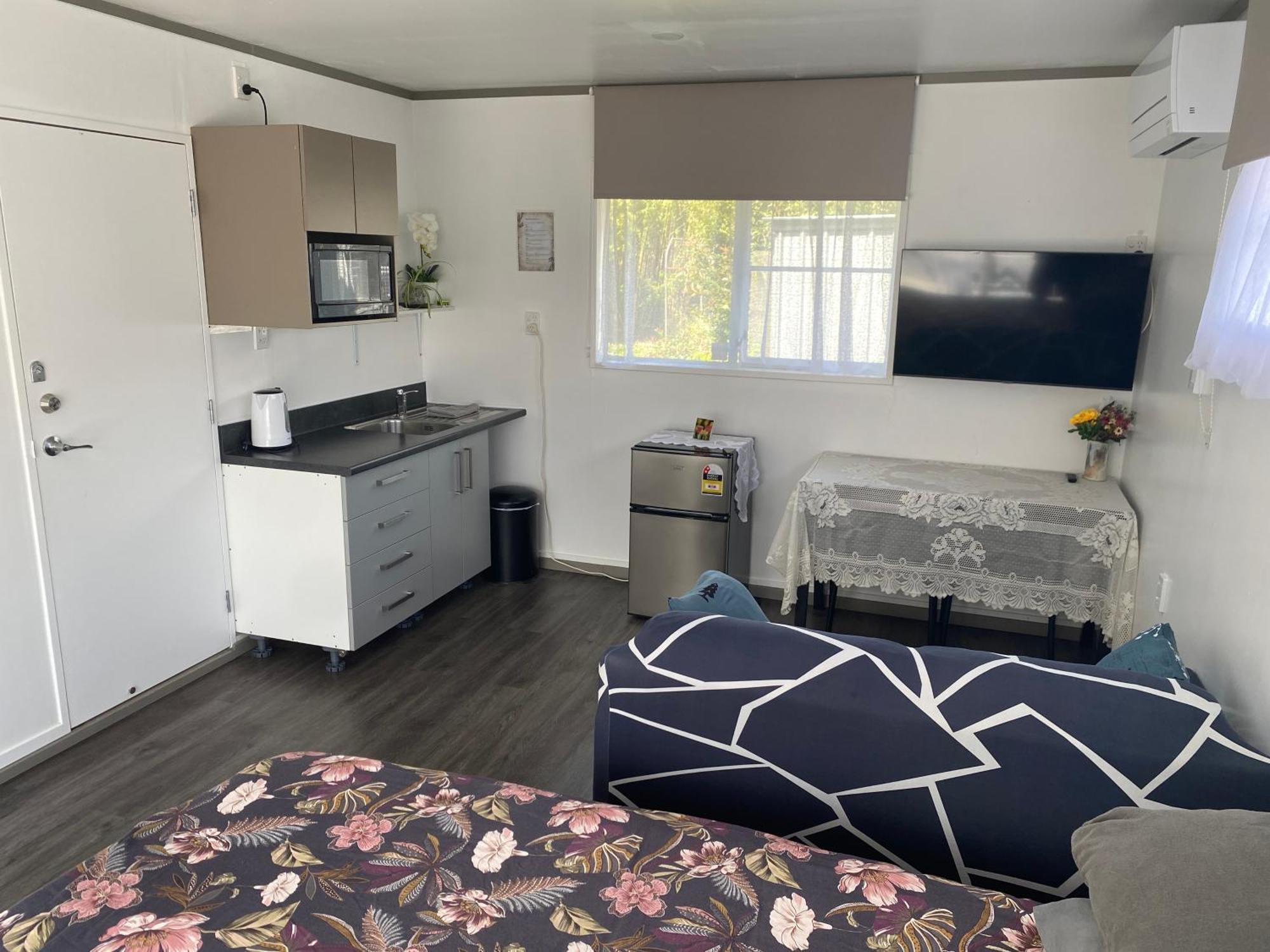 Self Contained En-Suite Private Bathroom, Private Entrance, Close To Shops & Hospital Homestay Hamilton Kültér fotó